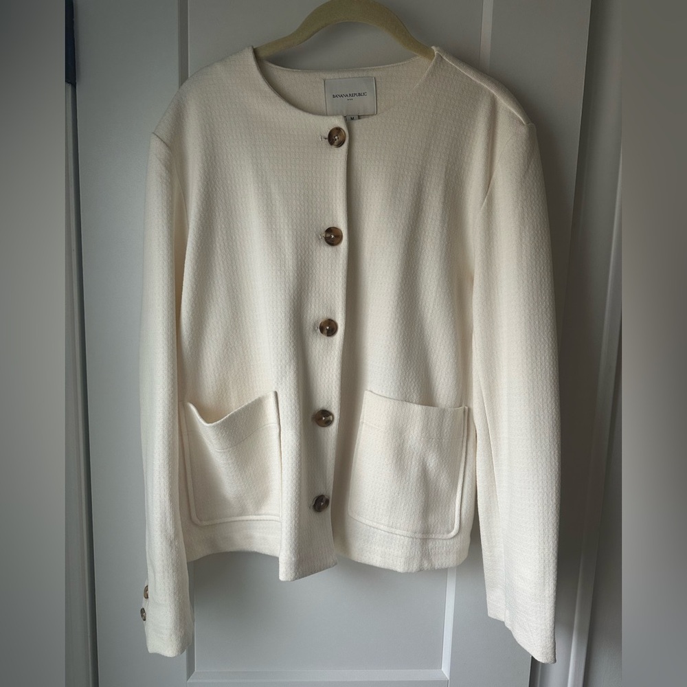 NWOT Women's Collarless Boucle Ivory Jacket